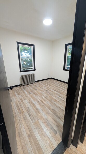 2nd Bedroom - 18 Kernick St