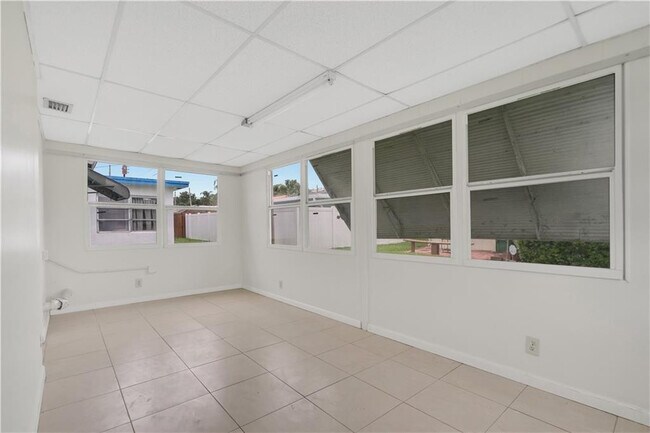 Building Photo - 2708 NW 52nd St