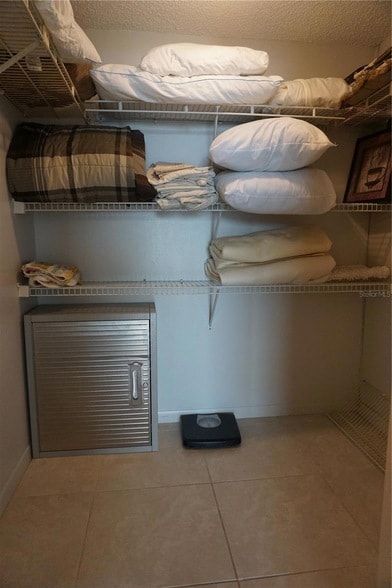 Building Photo - 6322 Palma Del Mar Blvd S