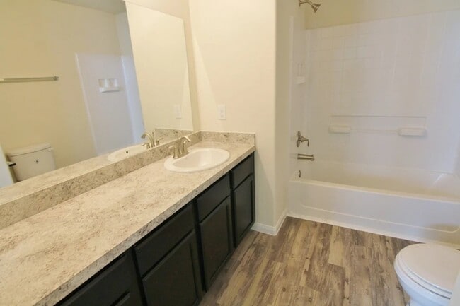 Building Photo - 4023 Rose Mary Bend