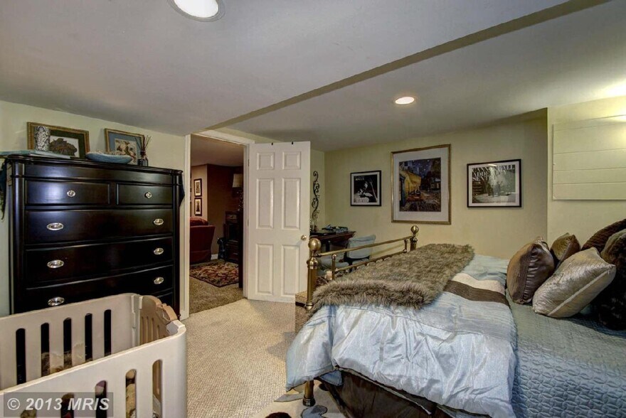 Basement bedroom (4th bedroom) - 67 W St NW