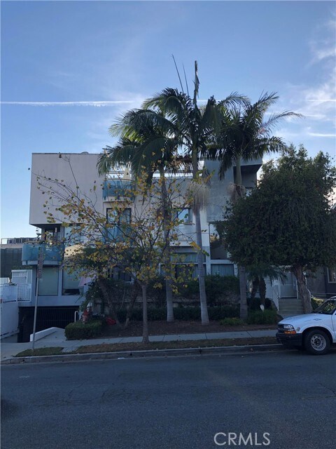 Primary Photo - 1148 Stanford St