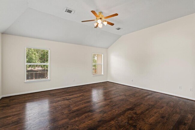 Building Photo - 15810 Mission View Ct