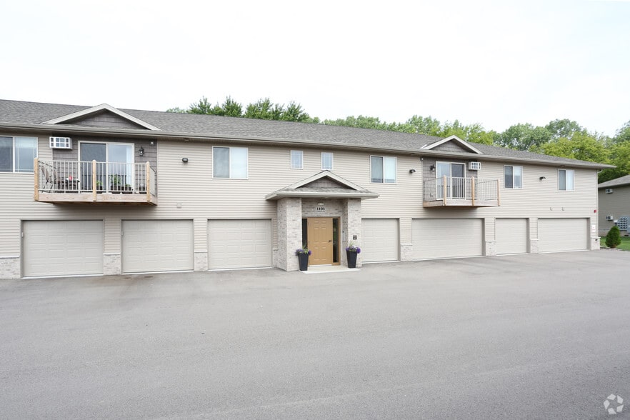 Building Photo - The Preserve Apartments