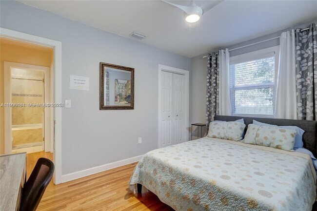 Building Photo - 1637 Cleveland St