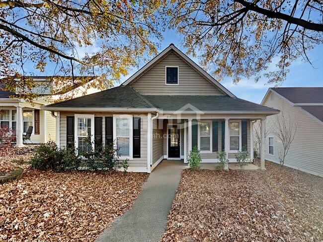 Building Photo - 408 Fairlawn Dr