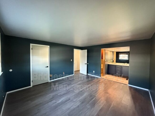 Building Photo - 54 Benzell Dr