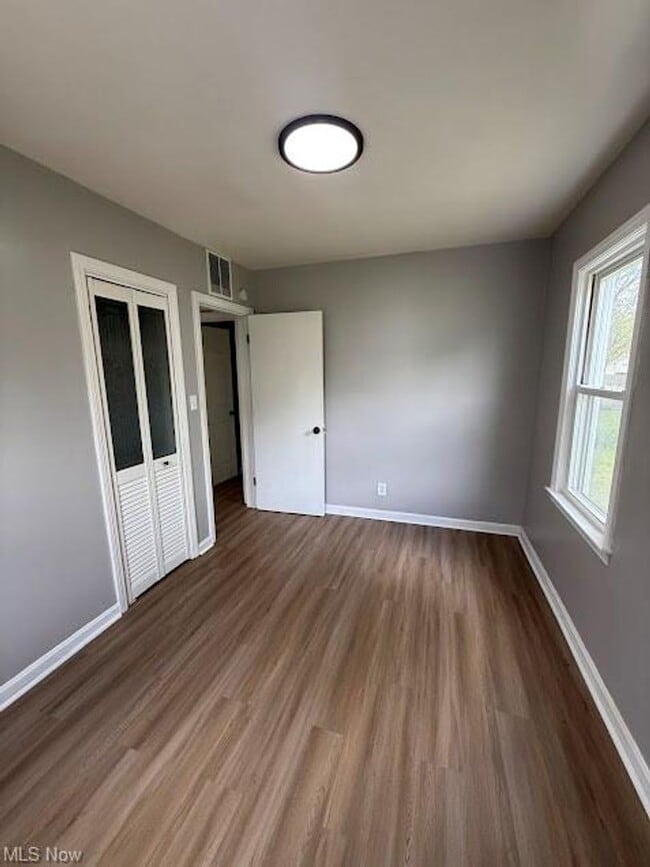 Building Photo - Two bedroom one bathroom single story single family home for rent