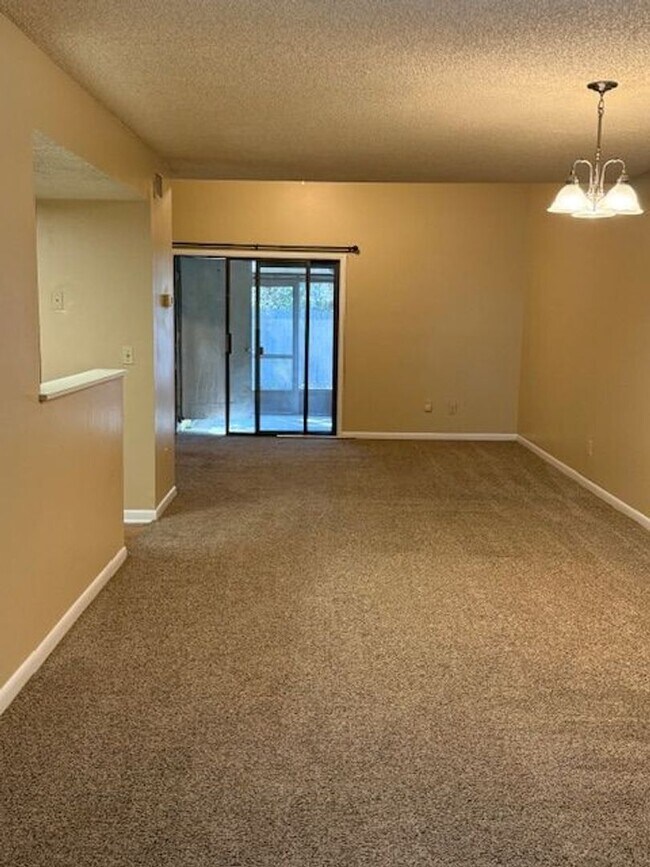 Building Photo - 8542 Colony Pine Cir W