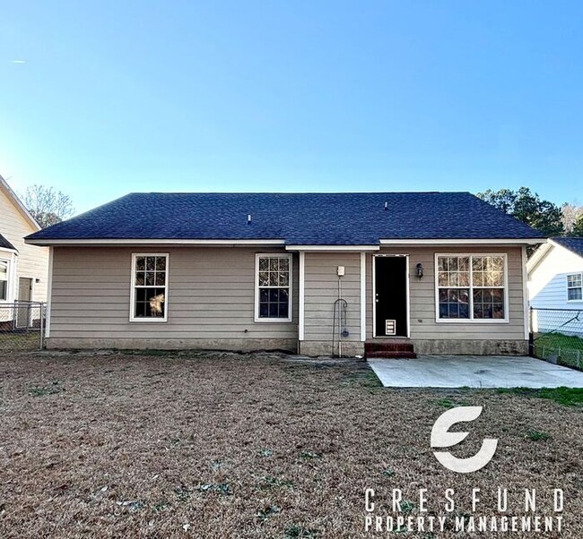 Building Photo - Beautiful and Cozy 3 Bedroom, 2 Bathroom H...