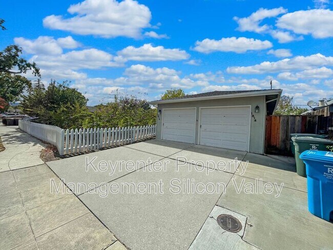 Primary Photo - 1814-1816 Woodside Road
