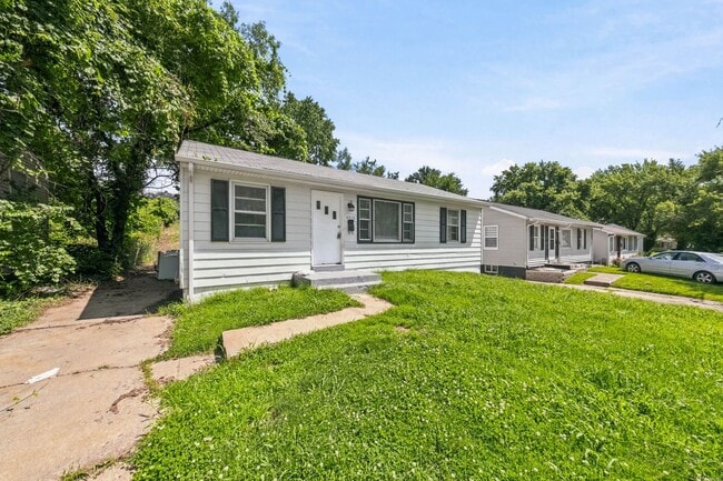 Building Photo - 8515 Jenny Dr