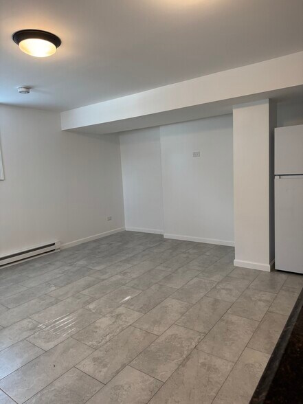 Building Photo - 443 Jefferson Ave