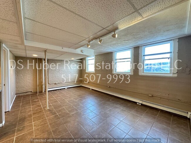Building Photo - 3815 County Farm Rd