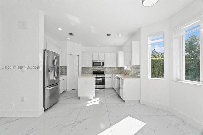 Building Photo - 15786 SW 141st St