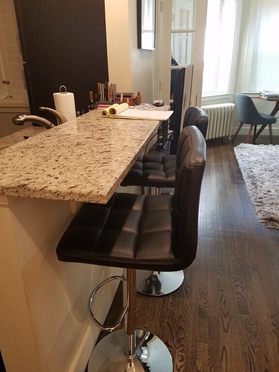 Building Photo - 107 Jersey St