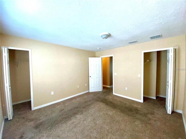 Building Photo - 243 Royal Palm Dr