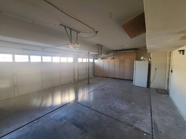 Building Photo - 16014 N 48th Pl