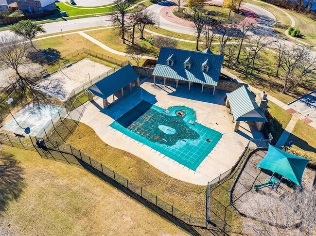 Building Photo - 3516 Clydesdale Dr