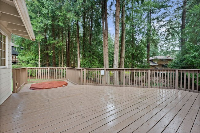 Building Photo - Stunning 4-Bed Gig Harbor Home for Rent | ...