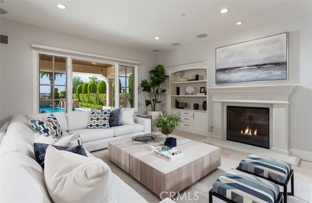 Building Photo - 21 Coral Cay