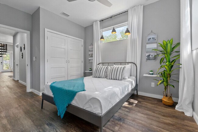 Building Photo - 52 Florida Ave