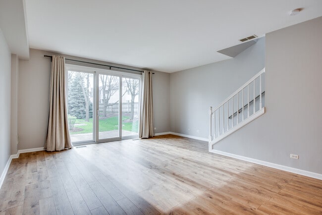 Building Photo - 2527 Bordeaux Ln