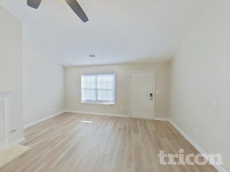 Building Photo - 177 Whetstone Way