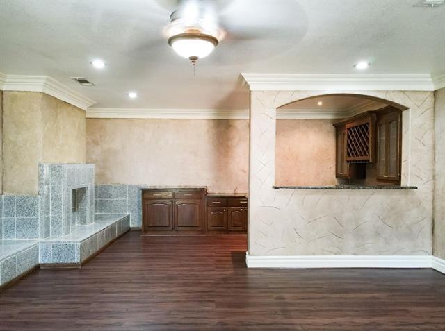 Building Photo - 518 Harn Dr