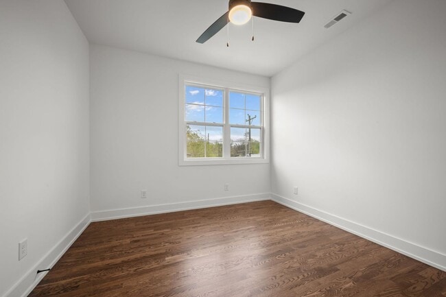 Building Photo - 3 Bed 2.5 Bath New Construction in Old Hickory