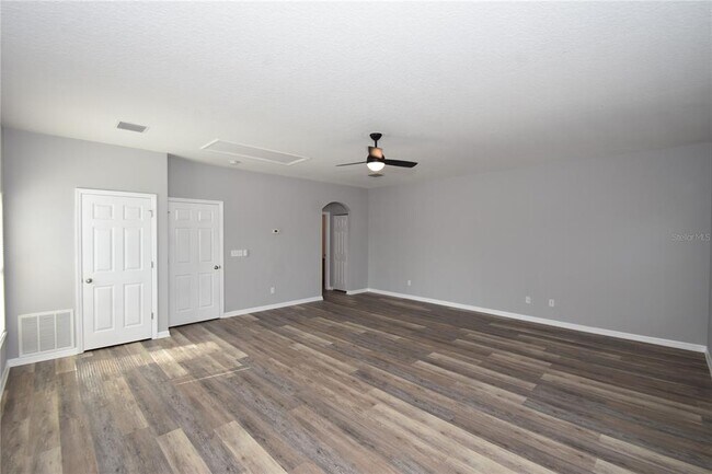 Building Photo - 6 Kathleen Trail