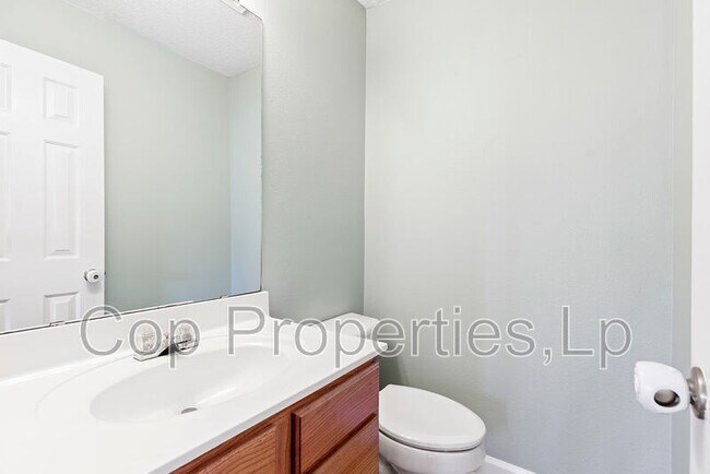 Building Photo - 18607 Redriver Trail