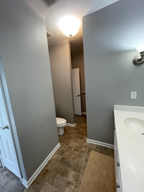 Building Photo - 1044 Grace Hill Dr