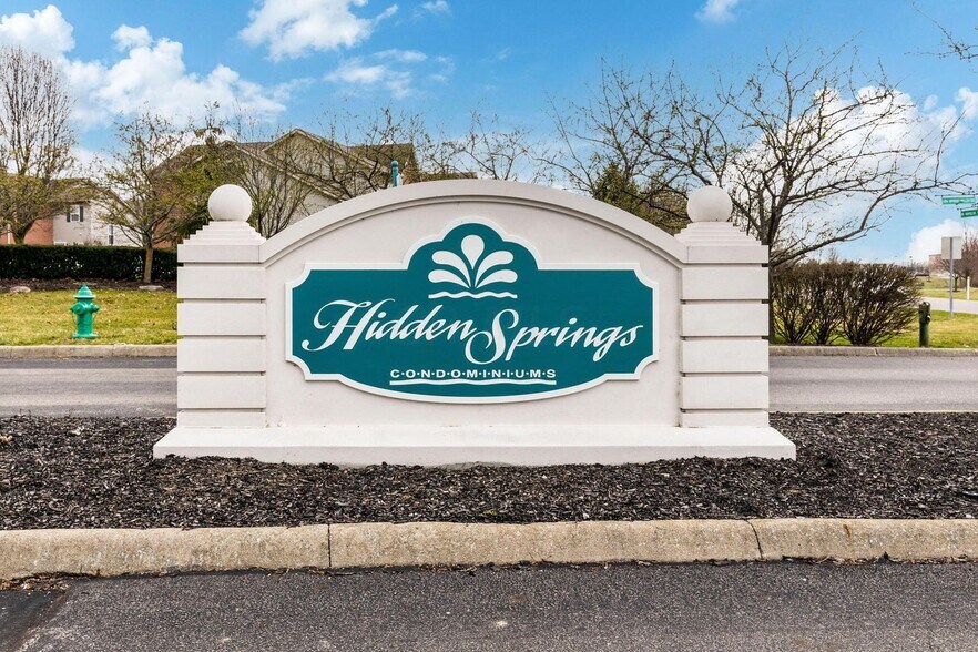 Building Photo - 677 Spring Valley Dr
