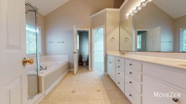 Building Photo - 203 Rose Valley Woods Dr