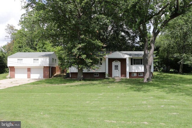 Building Photo - 8707 Greystone Pl