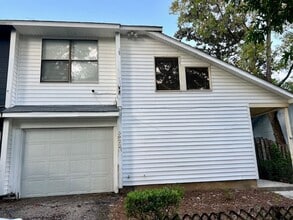 Building Photo - 2 Bed 1.5 Bath near USA campus