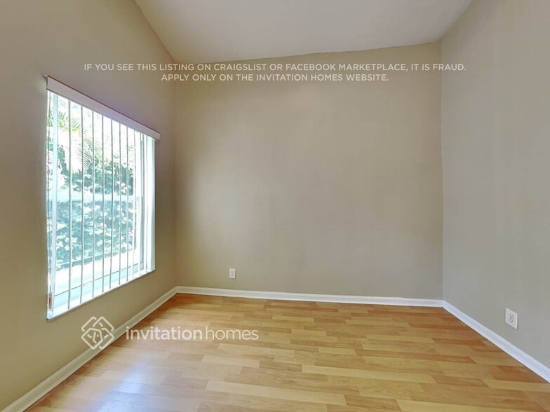 Building Photo - 5855 Eagle Cay Terrace