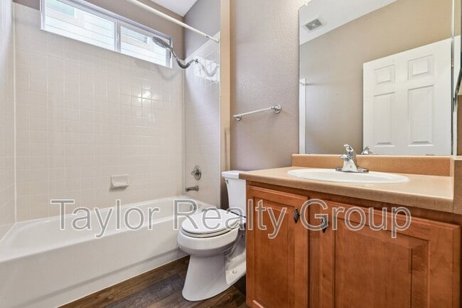 Building Photo - 10443 Ouray St