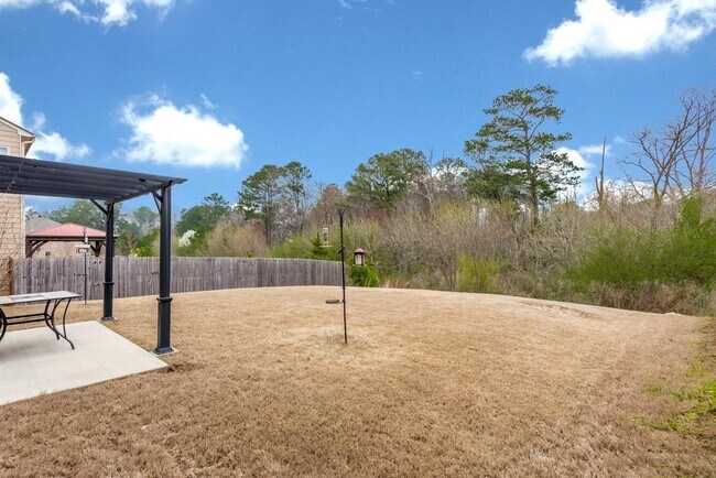 Building Photo - 5535 Rialto Way