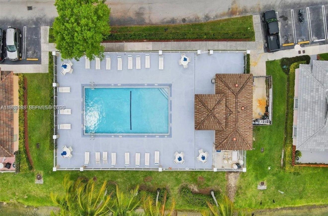 Building Photo - 14113 SW 120th Ct