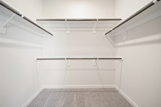 Building Photo - 820 Sendero Trail