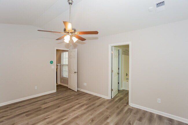 Building Photo - 333 Winding Canyon Dr