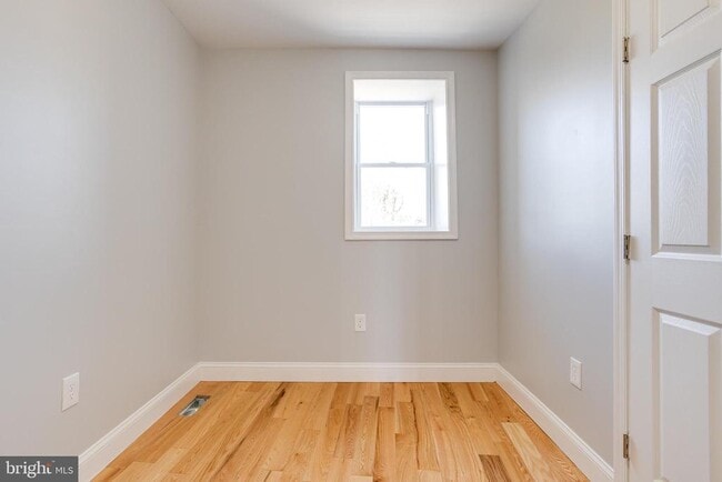 Building Photo - 2323 Whittier Ave