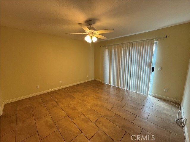 Building Photo - 1251 S Meadow Ln