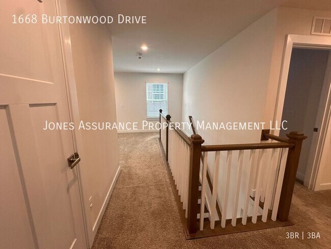 Building Photo - 1668 Burtonwood Dr