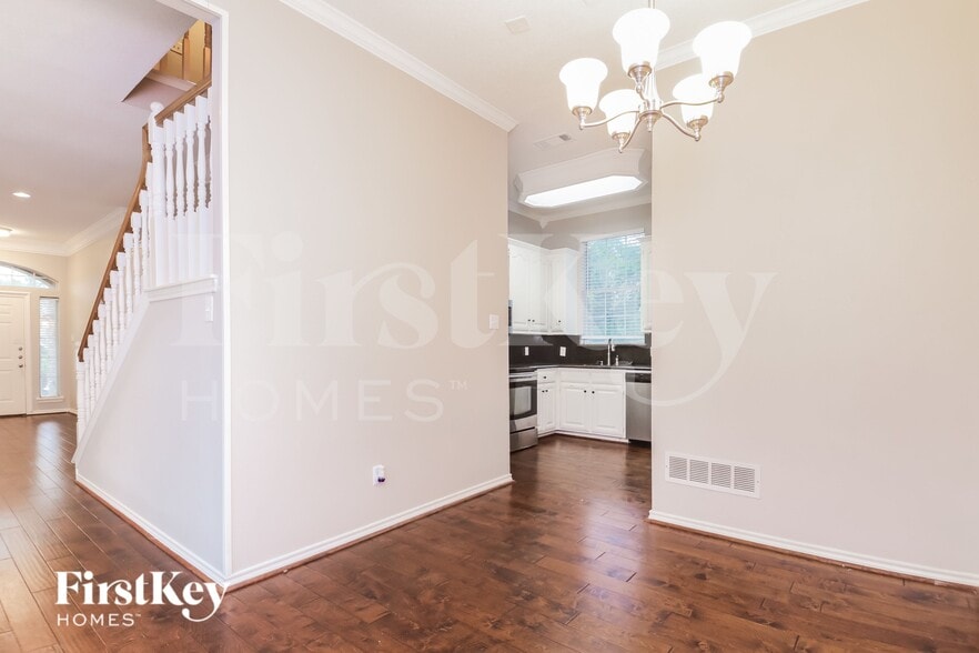 Building Photo - 3152 Bourbon St Cir