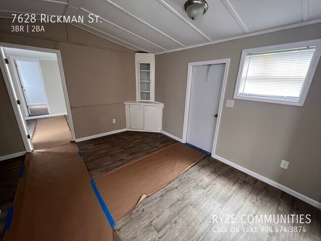 Building Photo - 7628 Rickman St