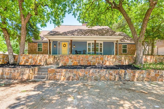 Primary Photo - 2711 Lincoln Dr
