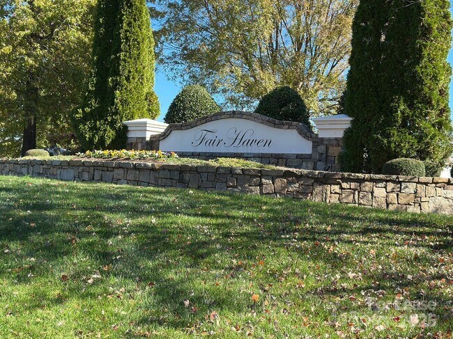 Building Photo - 1512 Sunflower Field Pl